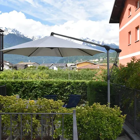 Valtellinasuite بيت للعطل Villa di Tirano